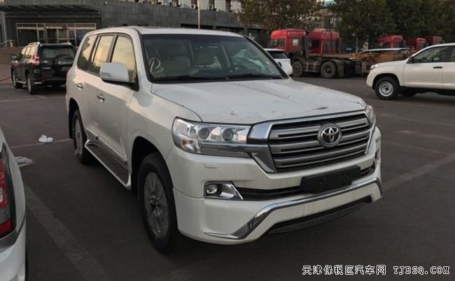 2017款豐田蘭德酷路澤4000中東版 天津港口現(xiàn)車優(yōu)惠尊享