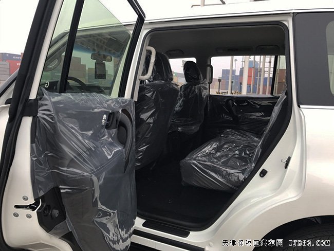 2017款日產(chǎn)尼桑途樂Y62中東版 XE版現(xiàn)車51.5萬(wàn)震撼來(lái)襲