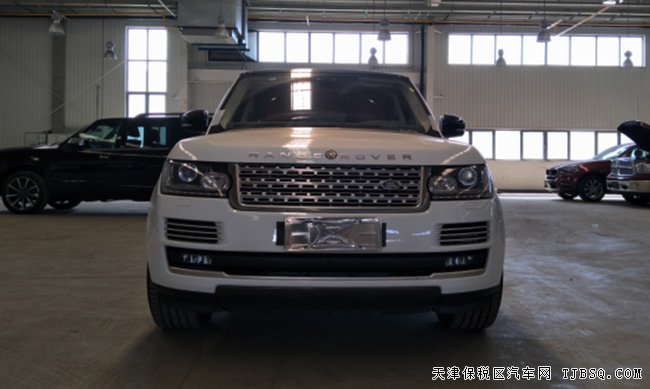 2017款路虎攬勝3.0T柴油創(chuàng)世加長版 天津港現(xiàn)車惠報價