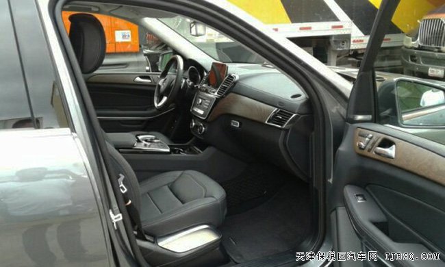 2017款奔馳GLS500墨西哥版 21輪/哈曼/全景現(xiàn)車140萬起
