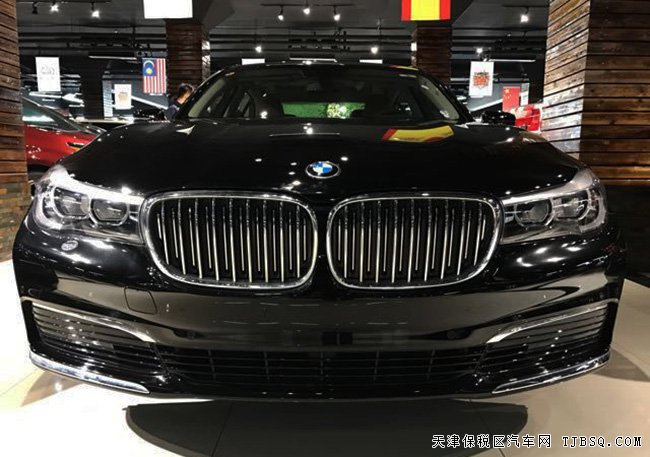 2016款寶馬730中東版 全景天窗/5座/18輪現(xiàn)車66萬特惠