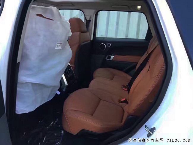 2017款路虎攬勝運動汽油版 滑動全景/21輪現(xiàn)車92.5萬購
