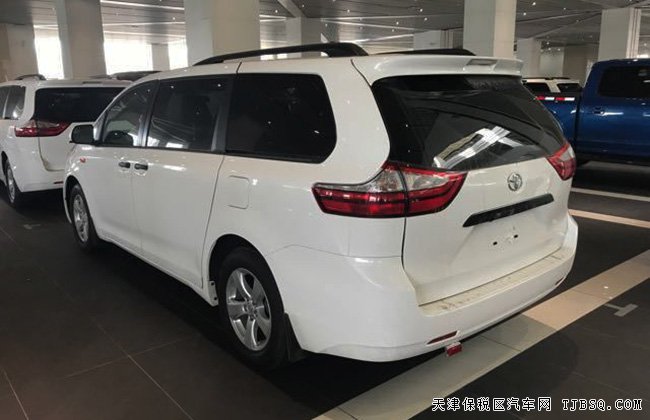 2017款豐田塞納3.5L兩驅版L型 天津港現(xiàn)車39萬震撼來襲