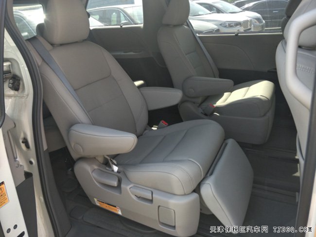 2017款豐田塞納3.5L兩驅(qū)版 LE版/XLE版現(xiàn)車報(bào)價(jià)38.7萬(wàn)起