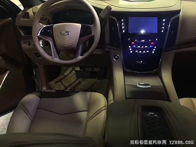 17款凱迪拉克凱雷德6.2L 天津港現(xiàn)車絢麗夏日惠購