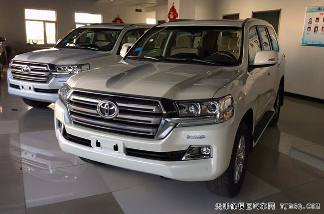 2017款豐田蘭德酷路澤4000 中東版現(xiàn)車優(yōu)惠難擋