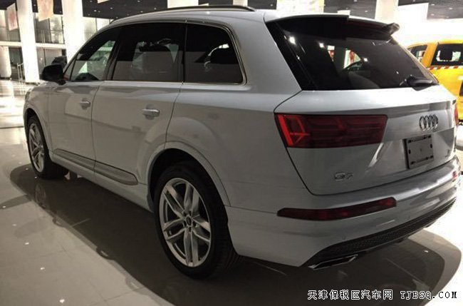 2017款奧迪Q7加規(guī)版3.0T 平行進口七座SUV惠滿津城