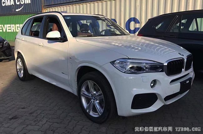 2017款寶馬X5加規(guī)版公路SUV 天津港現(xiàn)車絢麗來襲
