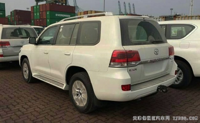 2017款豐田酷路澤4600中東版 陸巡V8現(xiàn)車盛惠酬賓