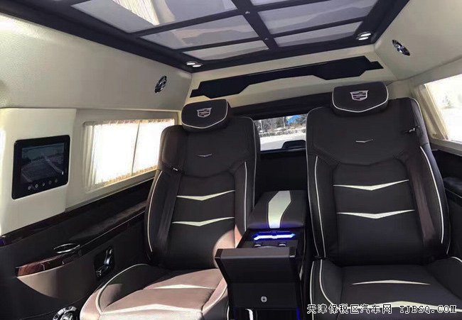 2017款凱迪拉克總統(tǒng)一號(hào)6.2L 奢華SUV現(xiàn)車震撼呈現(xiàn)