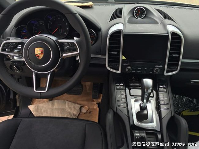 2017款保時(shí)捷卡宴3.6L汽油版 21輪/全景天窗現(xiàn)車97.3萬(wàn)
