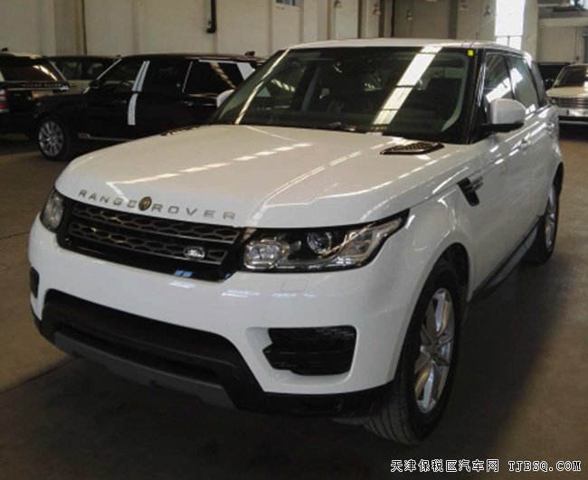 2017款路虎攬勝運動版 3.0T攬運現(xiàn)車優(yōu)惠呈現(xiàn)