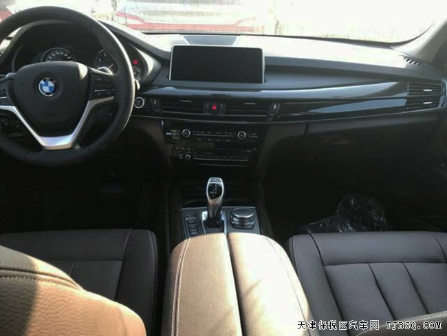 2017款寶馬X5墨規(guī)版3.0T 天津港現(xiàn)車熱賣優(yōu)惠呈現(xiàn)