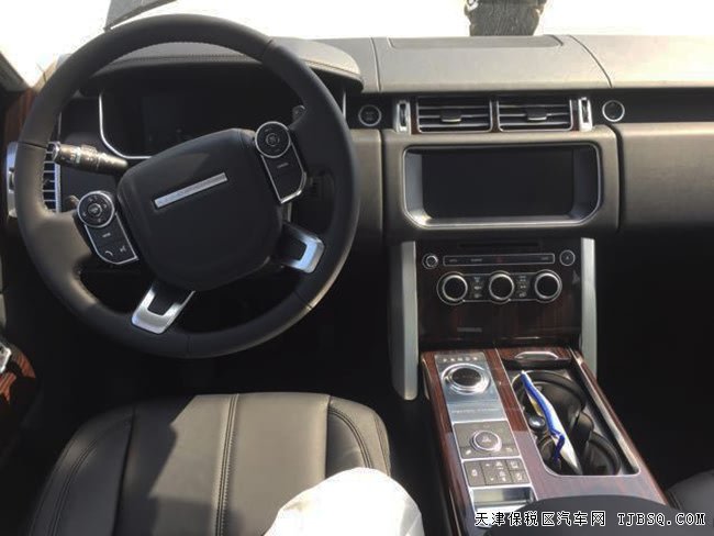 2017款路虎攬勝3.0T汽油版 全景/20輪/二代現(xiàn)車125.5萬