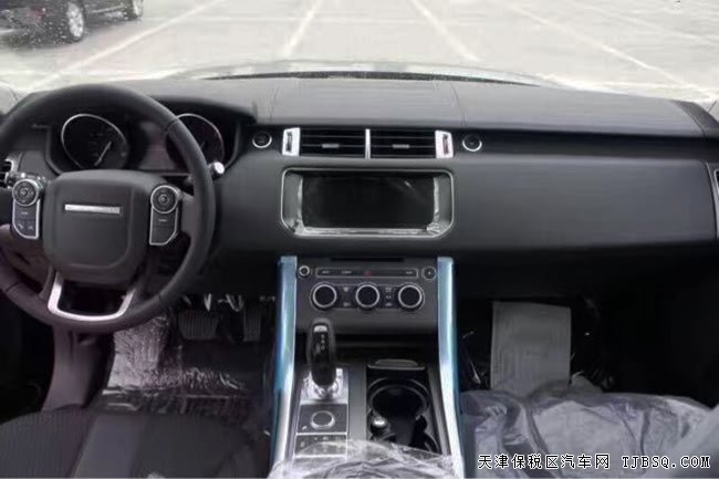 2017款路虎攬勝運動柴油版 滑動全景/液晶儀表現(xiàn)車78萬