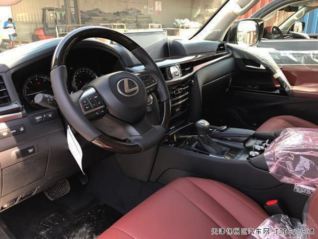 17款雷克薩斯LX570加規(guī)版 頂配凌志現(xiàn)車低價(jià)獻(xiàn)禮