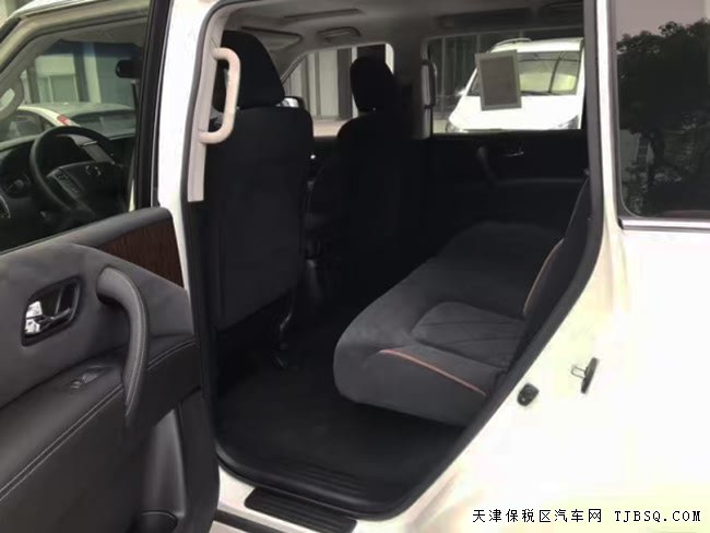 平行進(jìn)口車日產(chǎn)尼桑途樂Y62中東版 17款SE版現(xiàn)車57萬購