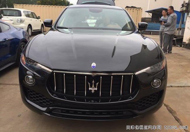 17款瑪莎拉蒂萊萬(wàn)特SUV加規(guī)版 天津港現(xiàn)車100萬(wàn)震撼酬賓