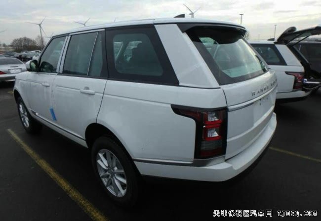 平行進口車路虎攬勝3.0T行政版 17款現(xiàn)車震撼呈現(xiàn)