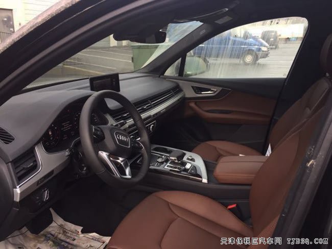 2017款?yuàn)W迪Q7加規(guī)版七座SUV 平行進(jìn)口車熱賣極致暢銷