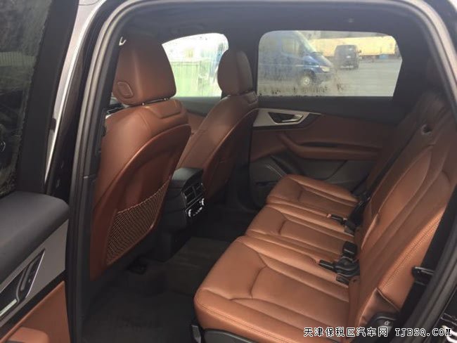 2017款?yuàn)W迪Q7加規(guī)版七座SUV 平行進(jìn)口車熱賣極致暢銷