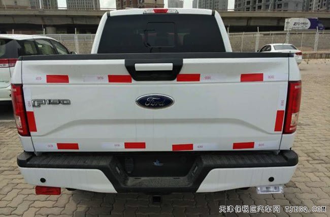 2017款福特F150加規(guī)版皮卡 全景天窗/302A包現(xiàn)車46萬巨獻(xiàn)