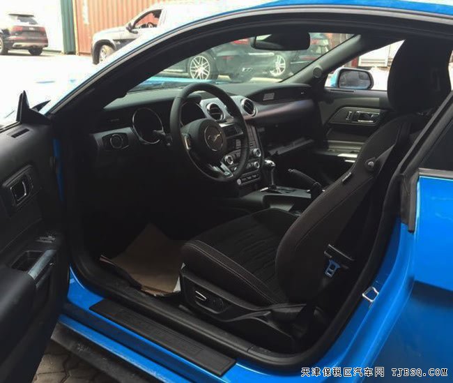 2017款福特野馬2.3T肌肉跑車 保稅區(qū)現(xiàn)車極致熱賣