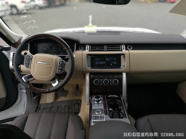 2017款路虎攬勝3.0T行政版 經(jīng)典SUV現(xiàn)車津城巨獻