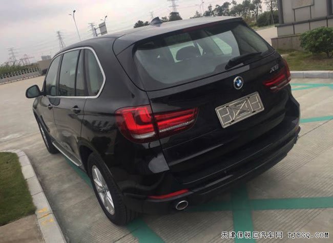 2016款寶馬X5中東版經(jīng)典SUV 平行進口現(xiàn)車68萬震撼酬賓