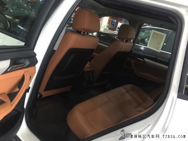 2016款寶馬X3中東版2.0T 全景天窗/燈光包現(xiàn)車42.5萬起