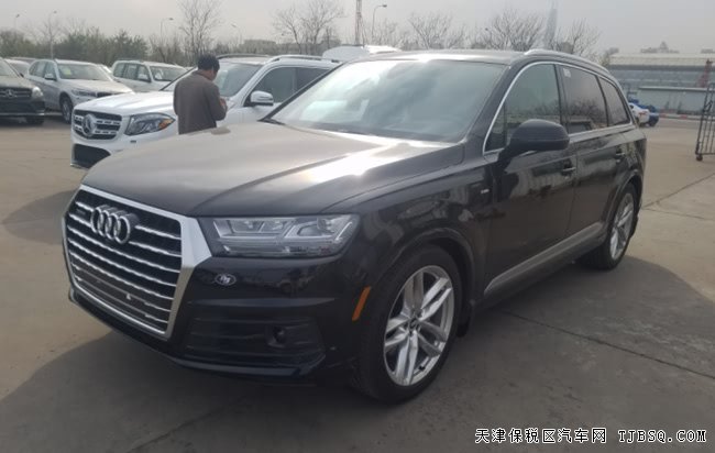 2017款?yuàn)W迪Q7加規(guī)版七座SUV 平行進(jìn)口現(xiàn)車津城巨獻(xiàn)