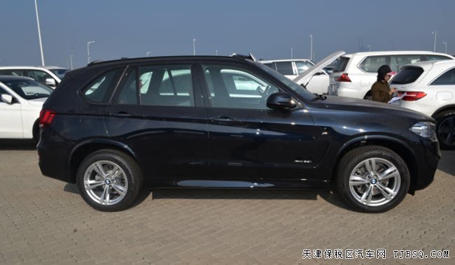 2017款寶馬X5墨西哥版 19輪/全景天窗/哈曼卡頓現(xiàn)車70萬