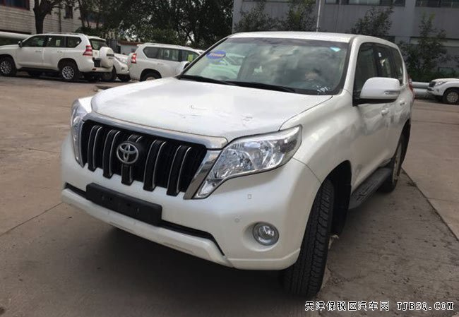17款豐田普拉多4000中東版 18輪/后掛備胎現(xiàn)車52.8萬起