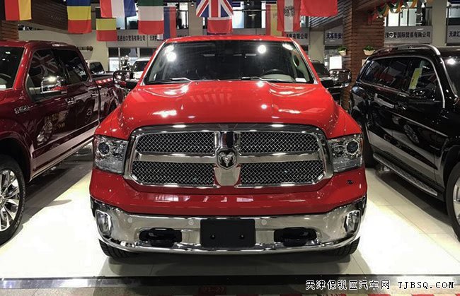2017款道奇公羊5.7L美式皮卡 長角號現(xiàn)車優(yōu)惠飆升