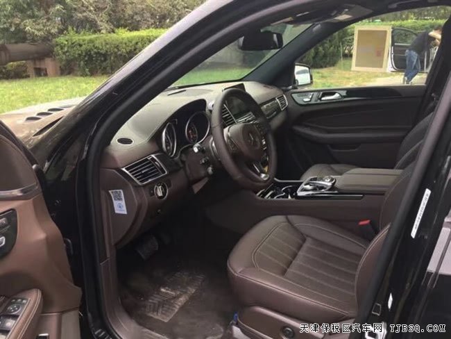 2017款奔馳GLS450美規(guī)版3.0T 7座現(xiàn)車勁爆熱賣