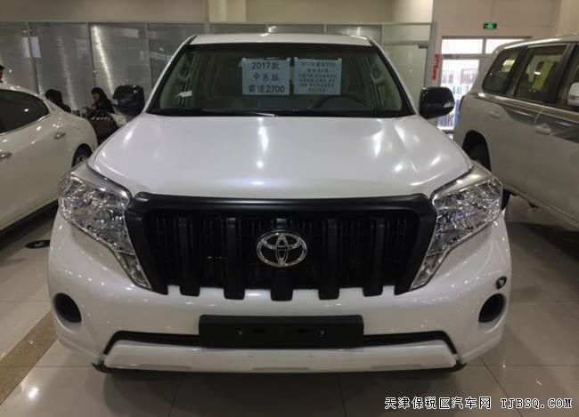 17款豐田霸道2700中東版 外掛備胎/天窗現(xiàn)車38.5萬即購