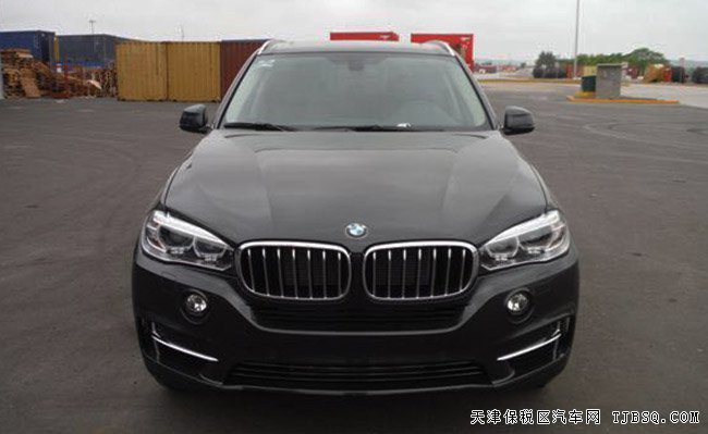 2016款寶馬X5中東版公路SUV 全景天窗/18輪現(xiàn)車66.7萬起