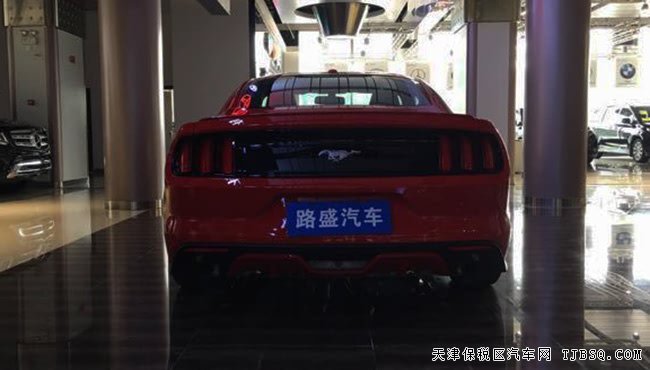 2017款福特野馬2.3T墨西哥版 P版性能跑車35萬優(yōu)惠巨獻(xiàn)