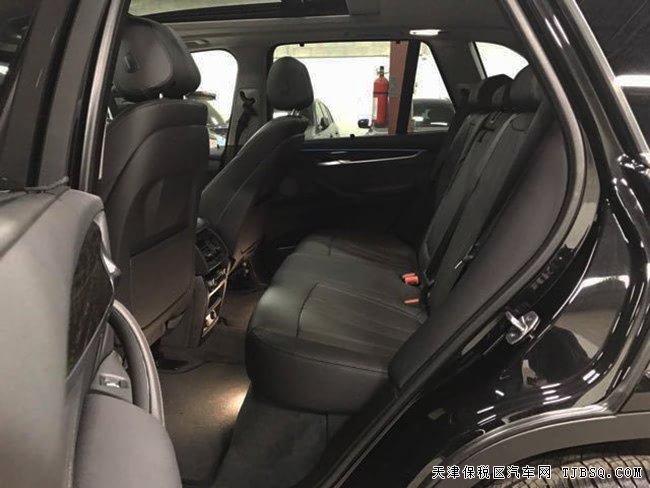 2017款寶馬X5加拿大版3.0T 天津港現(xiàn)車熱賣惠滿金秋