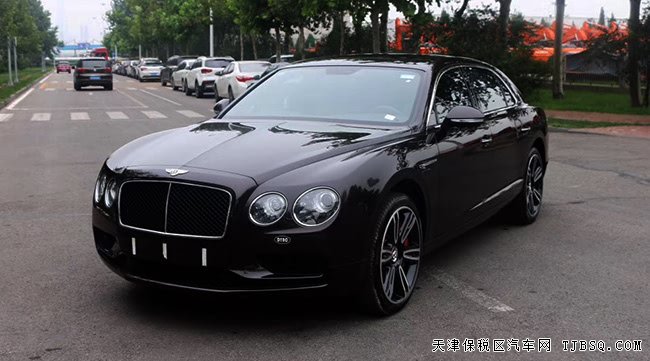 2017款賓利飛馳V8S歐規(guī)版 天窗/后娛/四座現(xiàn)車(chē)318萬(wàn)特惠