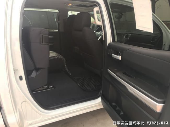 2017款豐田坦途TRD版美式皮卡 18輪/電動天窗現(xiàn)車49.8萬