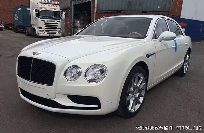 2017款賓利飛馳V8S歐規(guī)版 5座/20輪/舒適包現(xiàn)車280萬起
