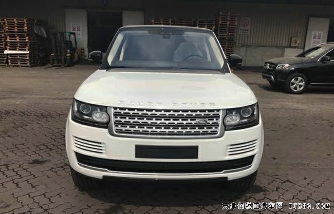 2017款路虎攬勝3.0T柴油Vogue加長版 天津港現(xiàn)車141萬起