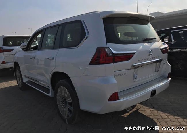 2017款雷克薩斯LX570中東版 8座頂配現(xiàn)車津港特賣