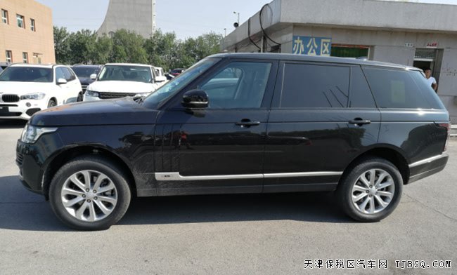17款路虎攬勝3.0T柴油VOGUE加長(zhǎng)版 平行進(jìn)口車報(bào)價(jià)142萬