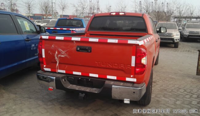2017款豐田坦途SR5 TRD版皮卡 18輪/天窗/JBL現(xiàn)車45.5萬