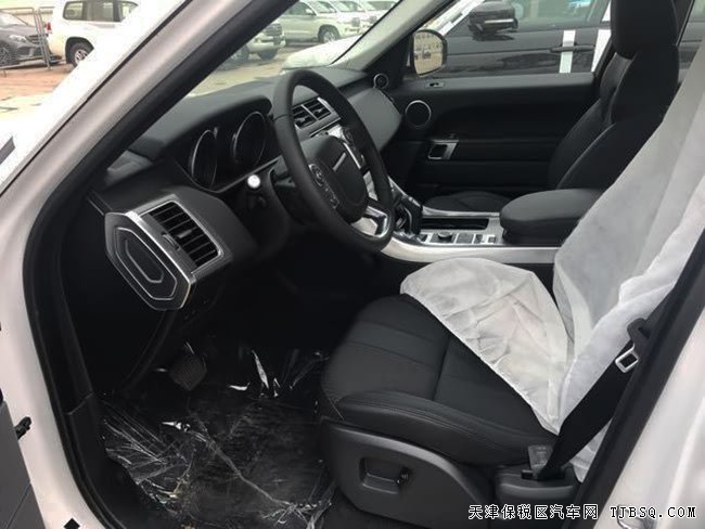 17款路虎攬勝運動汽油版 滑動全景/19熏黑輪現(xiàn)車80.3萬