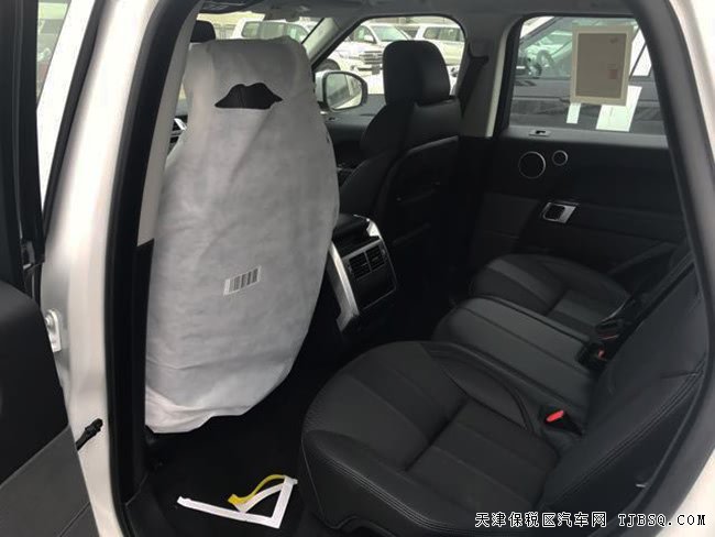 17款路虎攬勝運動汽油版 滑動全景/19熏黑輪現(xiàn)車80.3萬
