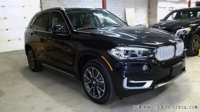 2017款寶馬X5加拿大版公路SUV 天津港口現(xiàn)車震撼酬賓