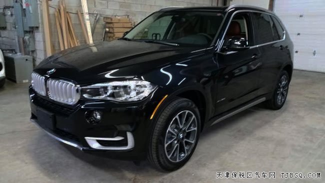 2017款寶馬X5加拿大版公路SUV 天津港口現(xiàn)車震撼酬賓